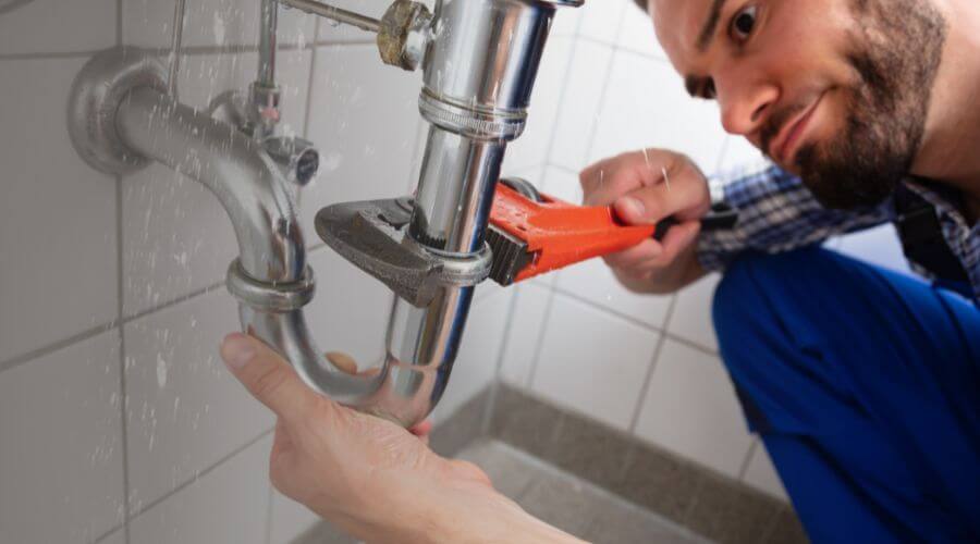 Local expert plumbing services in Derry, NM
